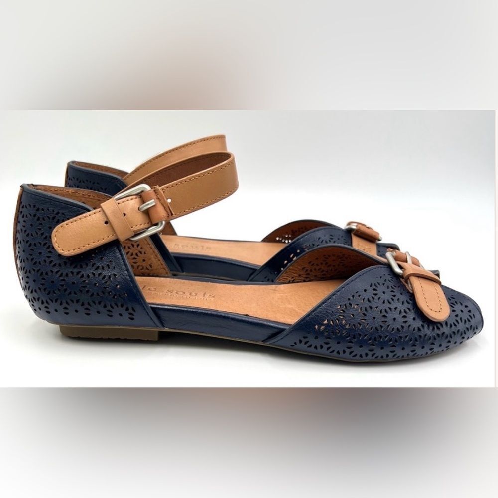 Gentle Souls By Kenneth Cole Bessie Blue Brown Floral Perf Flats Sandals 8.5 M